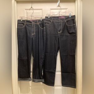 GLORIA Vanderbilt Amanda High Rise Tapered Jean - Noir Wash, Size 10P.